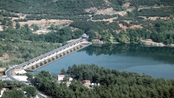 Ομολόγησε η 29χρονη ότι έριξε το βρέφος της στον Αλιάκμονα