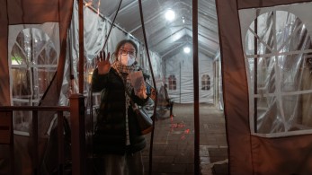 Κορωνοϊός: Ανησυχία ειδικών για νέες παραλλαγές λόγω έξαρσης στην Κίνα