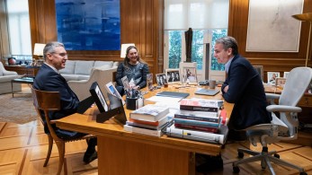 Συνάντηση Μητσοτάκη με τον απερχόμενο πρέσβη της Τουρκίας