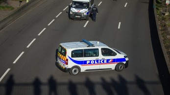 Σοκ στον Καναδά: Οχτώ έφηβες μαχαίρωσαν μέχρι θανάτου άστεγο