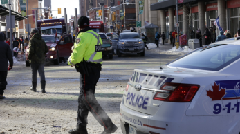 Καναδάς: Απαγγέλθηκαν κατηγορίες σε 8 έφηβες που μαχαίρωσαν μέχρι θανάτου έναν 59χρονο