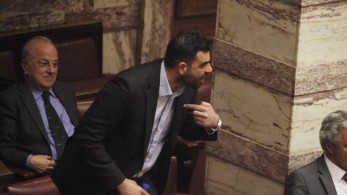 Ο Κωνσταντινέας είναι… large