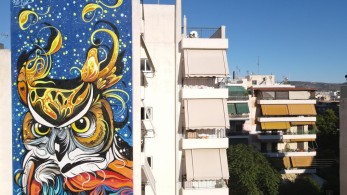 Εντυπωσιακές τοιχογραφίες  «ντύνουν» με χρώμα σχολεία της Aθήνας (pics)