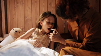 Εγκύκλιος του Υπουργείου Παιδείας για τη γρίπη – Τι θα ισχύσει με τις απουσίες των μαθητών