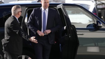 Σωματική επίθεση δέχθηκε ο Χάρι από τον Ουίλιαμ-Τι αποκαλύπτει στο βιβλίο του