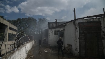 Υπό μερικό έλεγχο η φωτιά σε οικισμό Ρομά στη Θεσσαλονίκη