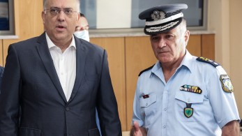 Θεοδωρικάκος: 150 αστυνομικοί της ΔΙΑΣ επιστρέφουν στις περιπολίες – Ενισχύεται η αστυνομική παρουσία στην Αττική-