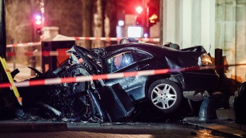 Αυτοκίνητο έπεσε πάνω στην Πύλη του Βρανδεμβούργου-Νεκρός ο οδηγός