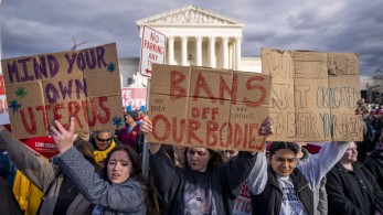 Χιλιάδες αντίπαλοι του δικαιώματος στην άμβλωση πραγματοποίησαν πορεία στην Ουάσινγκτον