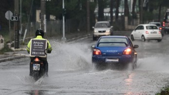 «Αγριεύει» ο καιρός: Πυκνό χιόνι σε πόλεις, έντονες βροχές, κεραυνοί και χαλάζι
