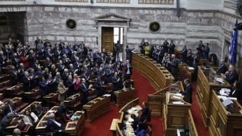 Απορρίφθηκε με 156 ψήφους η πρόταση δυσπιστίας του Τσίπρα
