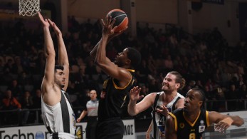 Εδραιώνεται στην 4άδα η ΑΕΚ