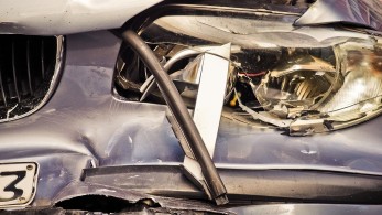 Σοβαρό τροχαίο στη λεωφόρο Συγγρού – Δείτε βίντεο ντοκουμέντο