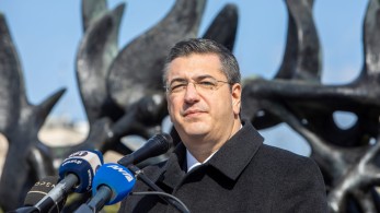 Τζιτζικώστας: «Η μνήμη του Ολοκαυτώματος στα μεταπολεμικά χρόνια πάλεψε με τις σιωπές»