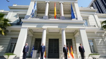 Την συμπαράσταση της Ελλάδας στην Ισπανία μετέφερε ο Νίκος Δένδιας