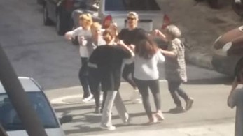 Στον Πειραιά τα κλαρίνα έσπασαν την καραντίνα (pics)