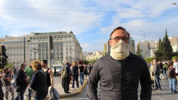Δύο στρατόπεδα στο ΣΥΡΙΖΑ και στη μέση ο Κόκκαλης!