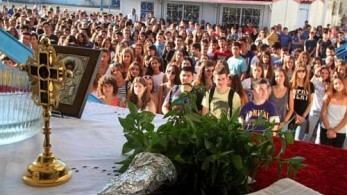 ΣτΕ: Συνταγματικός και νόμιμος ο εκκλησιασμός και η πρωινή προσευχή σε νηπιαγωγεία – δημοτικά