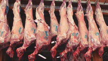 Κατασχέσεις κρέατος για αισχροκέρδεια