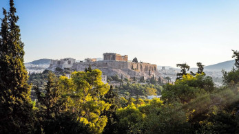 Independent: Η Ελλάδα αντέδρασε γρήγορα – Πώς καταφέρει να ισιώσει την καμπύλη του κορωνοϊού