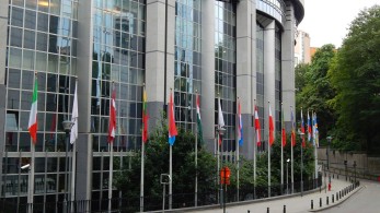 Κορωνοϊός: Σήμερα ανακοινώνεται το σχέδιο της Κομισιόν για άρση των μέτρων