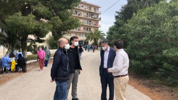 Έγκυος με κορωνοϊό στο Κρανίδι- Επιτόπου Χαρδαλιάς, Τσιόδρας, Μηταράκης