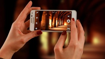 Κινητή τηλεφωνία: Τα τιμολόγια «φωτιά» και οι αντιδράσεις στη μελέτη της Rewheel