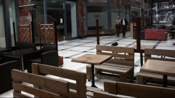 Πιθανόν να ανοίξει νωρίτερα η εστίαση – Περισσότερος χώρος, χαμηλότερα δημοτικά τέλη