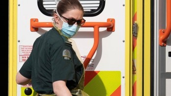 Κορωνοϊός: Σχεδόν 255.000 τα θύματα στον κόσμο