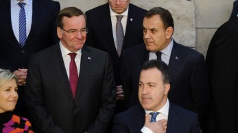 Παναγιωτόπουλος στο ΝΑΤΟ: “Επιτακτική η ανάγκη ενίσχυσης των ουκρανικών ενόπλων δυνάμεων”