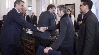 Νομοθετική πρόταση για το μισθολογικό των καλλιτεχνών – Συμφωνία στη συνάντηση με Μητσοτάκη