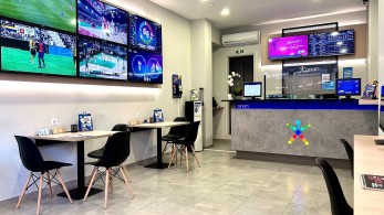 Μπήκε τυχαία σε κατάστημα ΟΠΑΠ στη Νέα Ερυθραία και βγήκε εκατομμυριούχος