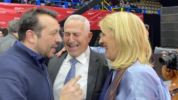 Oμιλία Τσίπρα στο Περιστέρι: Στην πρώτη γραμμή ο πρώην ΑΓΕΕΘΑ, Ευάγγελος Αποστολάκης