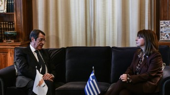 Σακελλαροπούλου σε Αναστασιάδη: Κορυφαίο εθνικό ζήτημα στην ελληνική εξωτερική πολιτική το Κυπριακό