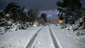Meteo: Ξαναχτυπά η κακοκαιρία στην Αττική- Πού θα χιονίσει τις επόμενες ώρες