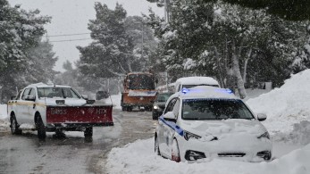 Νέο έκτακτο δελτίο καιρού: Συνεχίζονται οι πυκνές χιονοπτώσεις-Ποιες περιοχές θα πλήξει