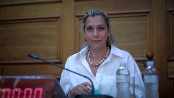 Διαψεύδει με στοιχεία η Άννα Καραμανλή τα τρόλς του ΣΥΡΙΖΑ