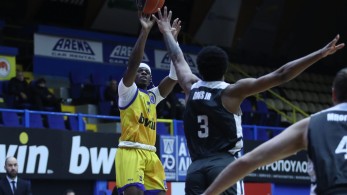 Νίκες για Περιστέρι και Προμηθέα