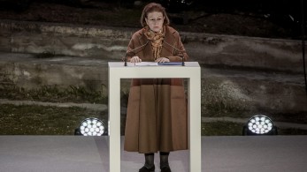 Σακελλαροπούλου: «Στην Ελευσίνα συνυπάρχουν η αρχαία θρησκεία με τη χριστιανική»