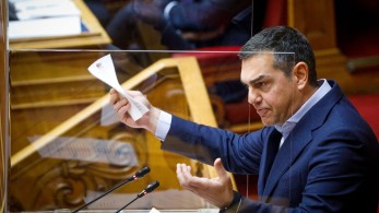 Μάνος Βουλαρίνος: «Δεν ξέρει τι λέει» στην κυριολεξία