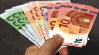 Σήμερα το “μπόνους” των 300 ευρώ σε μη επιδοτούμενους μακροχρόνια ανέργους