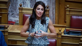 Ξεκινά ο θεσμός της επαγγελματικής αναδοχής-Μιχαηλίδου: Ακόμα ένα βήμα για την αποϊδρυματοποίηση