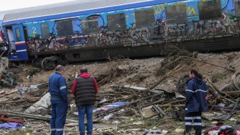 Συγκλονίζουν οι μαρτυρίες των επιζώντων της τραγωδίας στα Τέμπη: Όσο αναποδογυρίζαμε καιγόμασταν – βίντεο