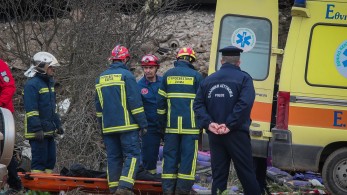 Τραγωδία στα Τέμπη: Άμεση η κινητοποίηση του κρατικού μηχανισμού