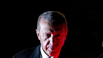 “Αλώβητη” η δημοτικότητα Ερντογάν παρά τους φονικούς σεισμούς, υποστηρίζουν οι δημοσκόποι