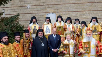 Κωνσταντινούπολη: Στην επιμνημόσυνη δέηση για τα θύματα των Τεμπών και σεισμών σε Τουρκία και Συρία ο Ν. Δένδιας