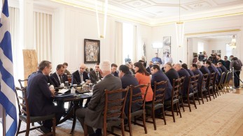 Την Παρασκευή οι απαντήσεις για εκλογές και κατώτατο μισθό