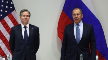 “Εξπρές” τετ α τετ Λαβρόφ – Μπλίνκεν: “Θα στηρίξουμε το Κιέβο όσο χρειαστεί”