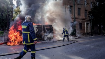 Ανείπωτη… υποκρισία: Έτσι τιμούν τους νεκρούς των Τεμπών