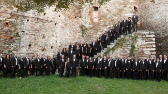 Συναυλία ΚΟΘ: Αφιερωμένη στους νέους που ονειρεύτηκαν την άνοιξη χωρίς να προλάβουν να τη ζήσουν